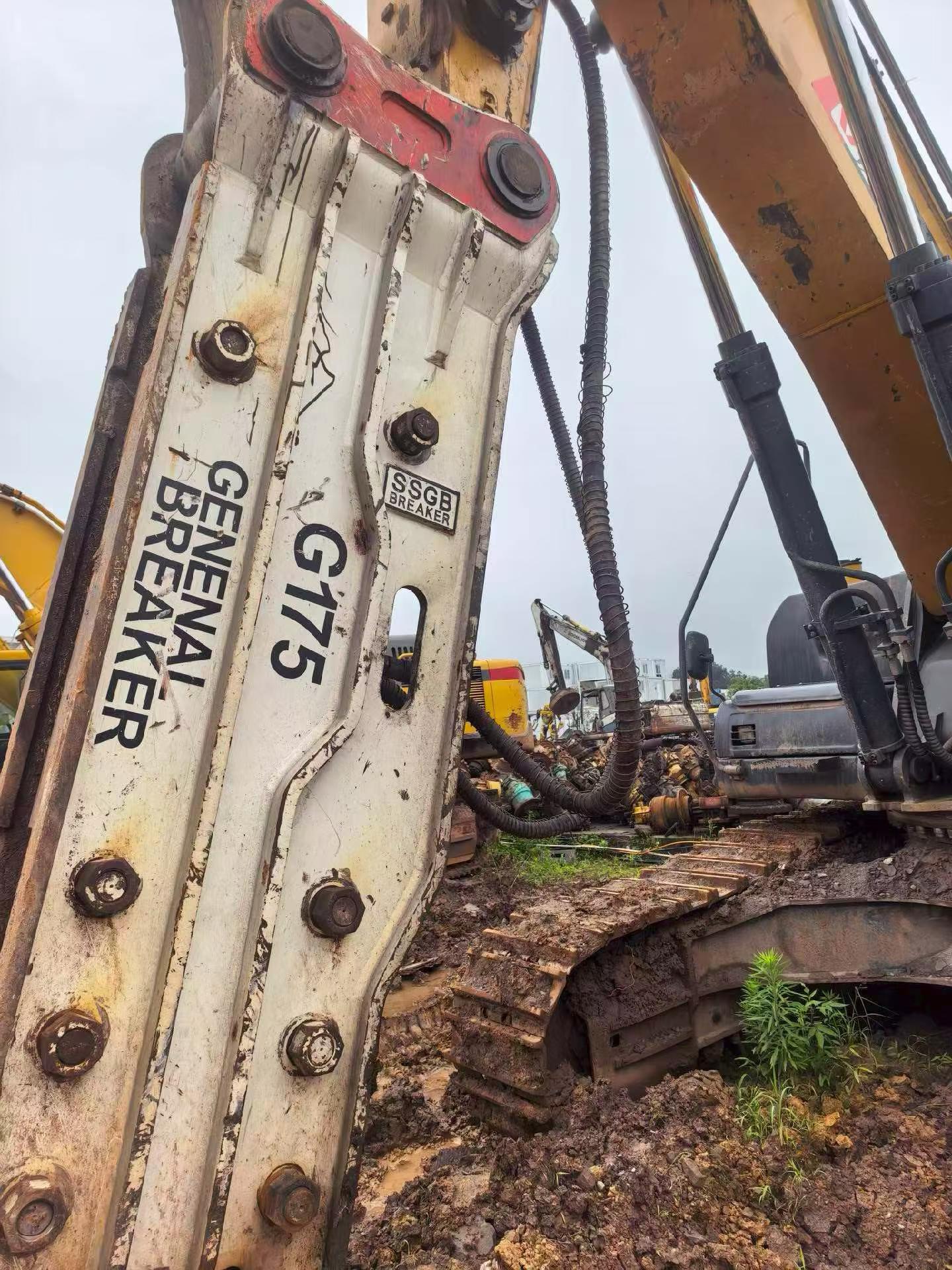 Buy XCMG XE380K Used Excavator / 8