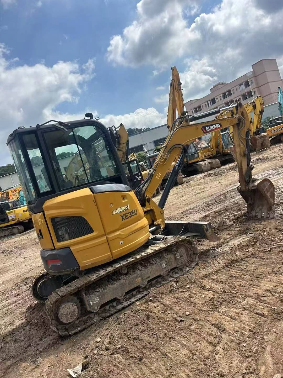 Buy XCMG XE35U Used Excavator / 2