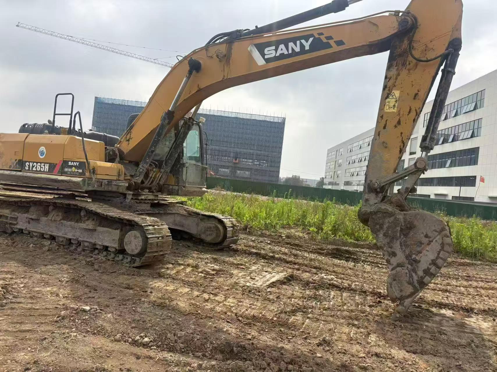 Buy Sany SY245H Used Excavator / 2