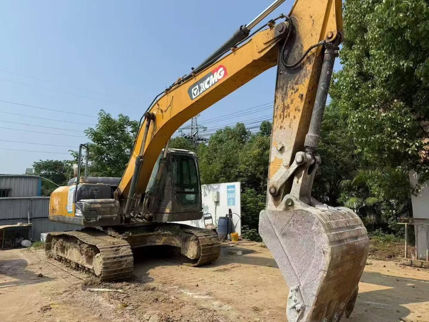 Buy XCMG XE200 Used Excavator / 2