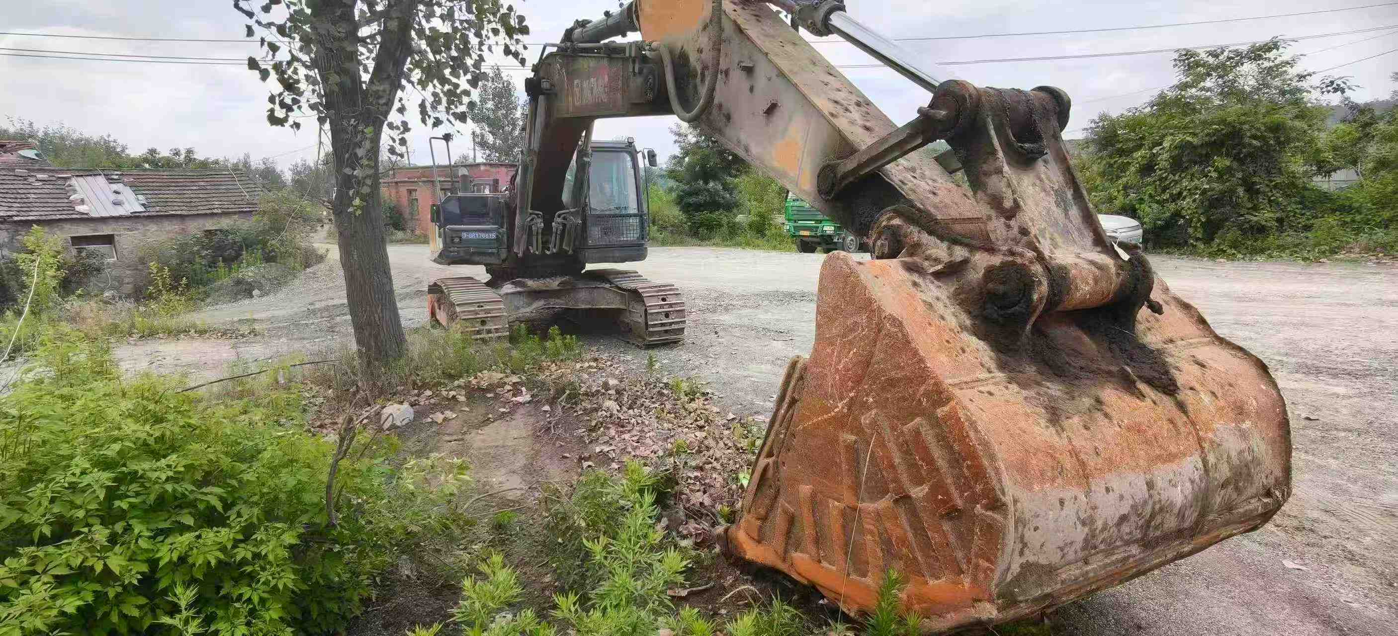 Buy XCMG XE380K Used Excavator / 3