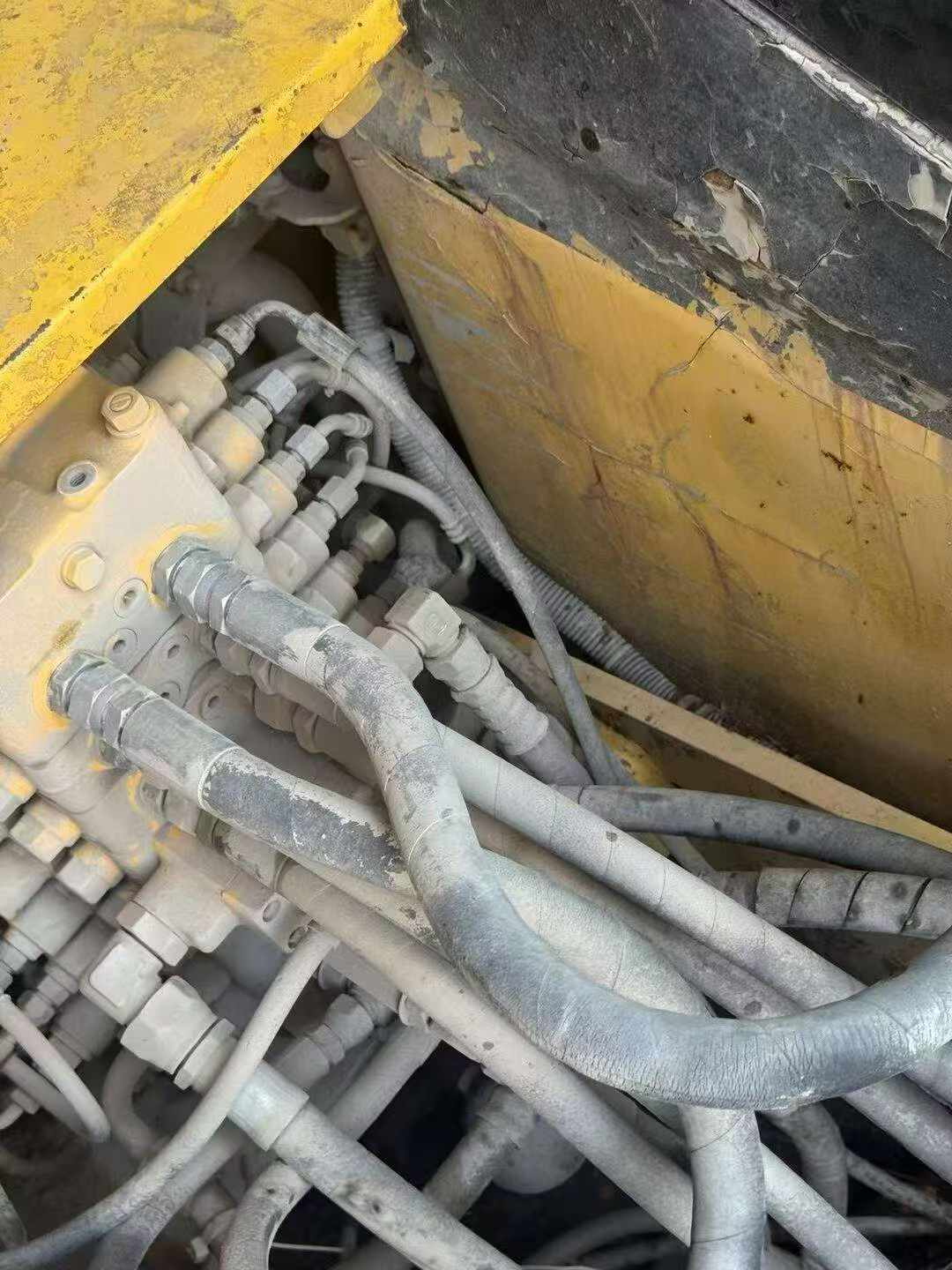 Buy Komatsu PC130-7 Used Excavator / 4