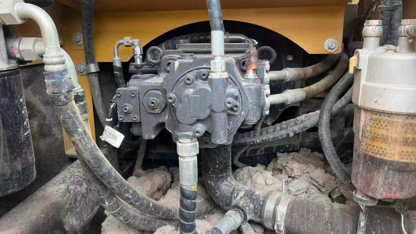 Buy Sany SY135 Used Excavator / 5