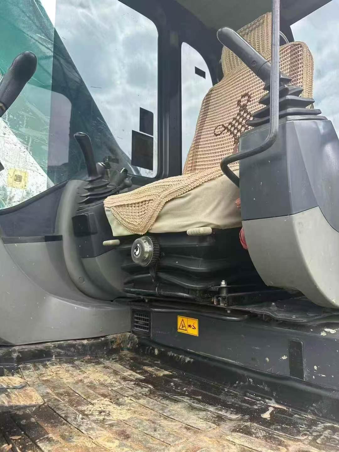 Buy Kobelco SK75-8 Used Excavator / 6