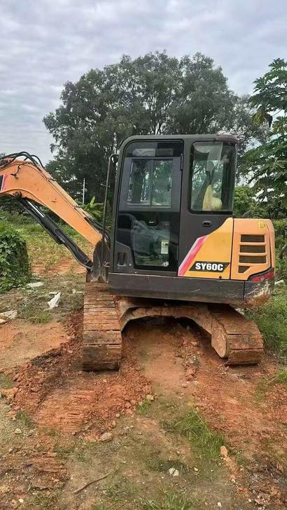 Buy Sany SY60 Used Excavator / 1