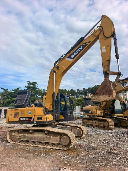 Buy Sany SY200C Used Excavator / 1