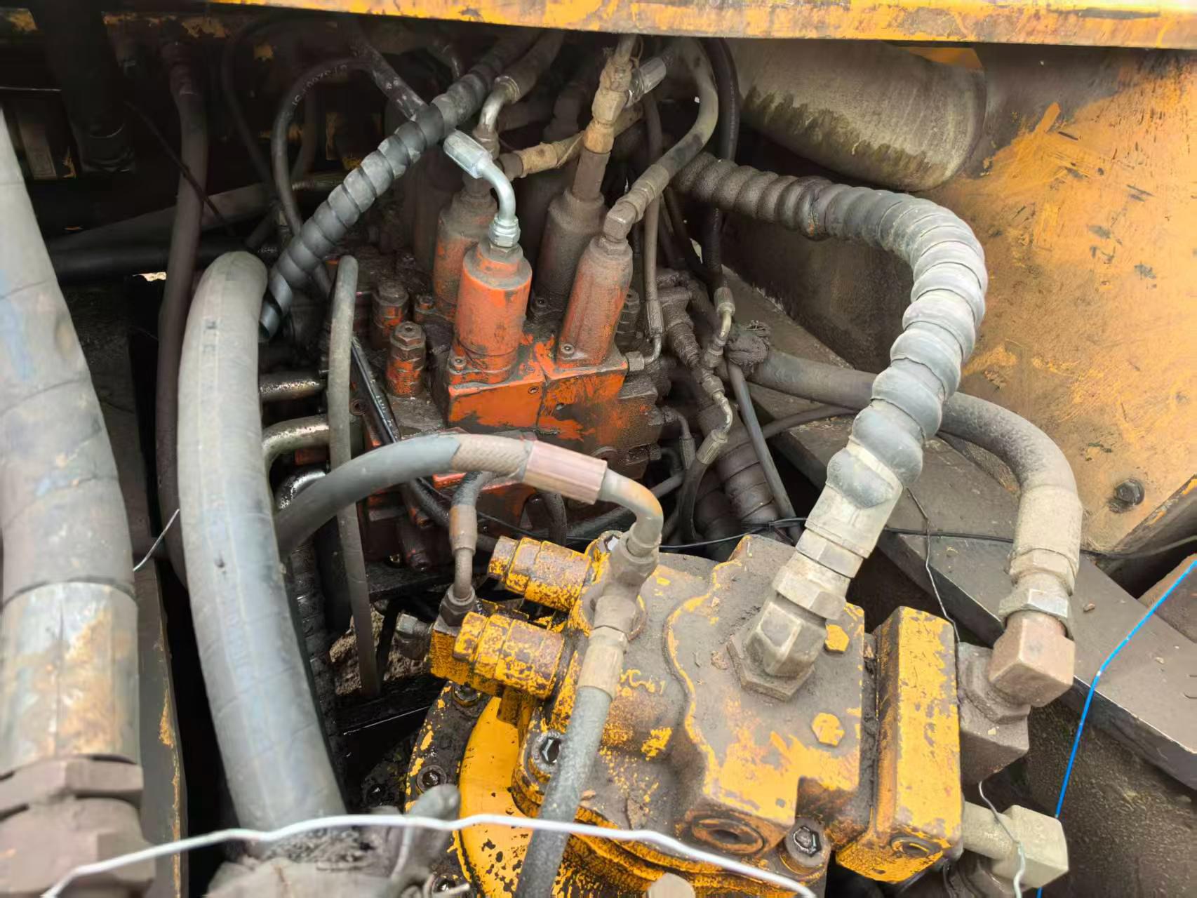 Buy Hyundai R335-7 Used Excavator / 3