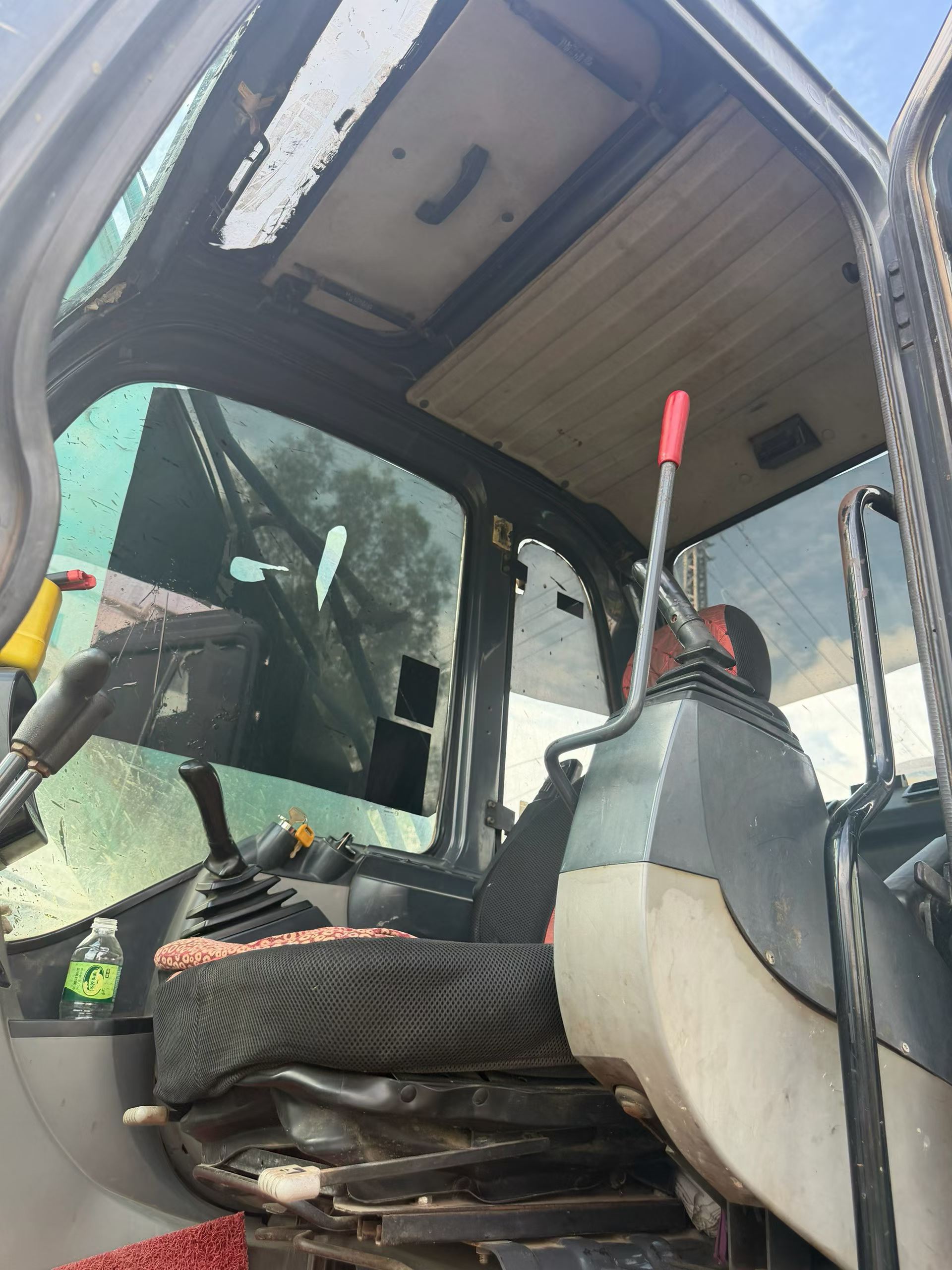 Buy Kobelco SK260 Used Excavator / 8