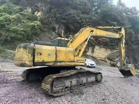 Buy Komatsu PC220-7 Used Excavator / 3 Buy Komatsu PC220-7 Used Excavator / 3