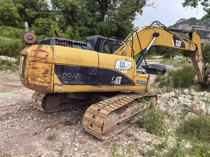 Buy Caterpillar 324D Used Excavator / 1