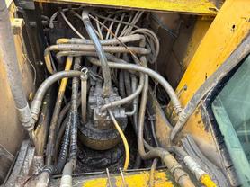 Buy Caterpillar 320D Used Excavator / 5 Buy Caterpillar 320D Used Excavator / 5