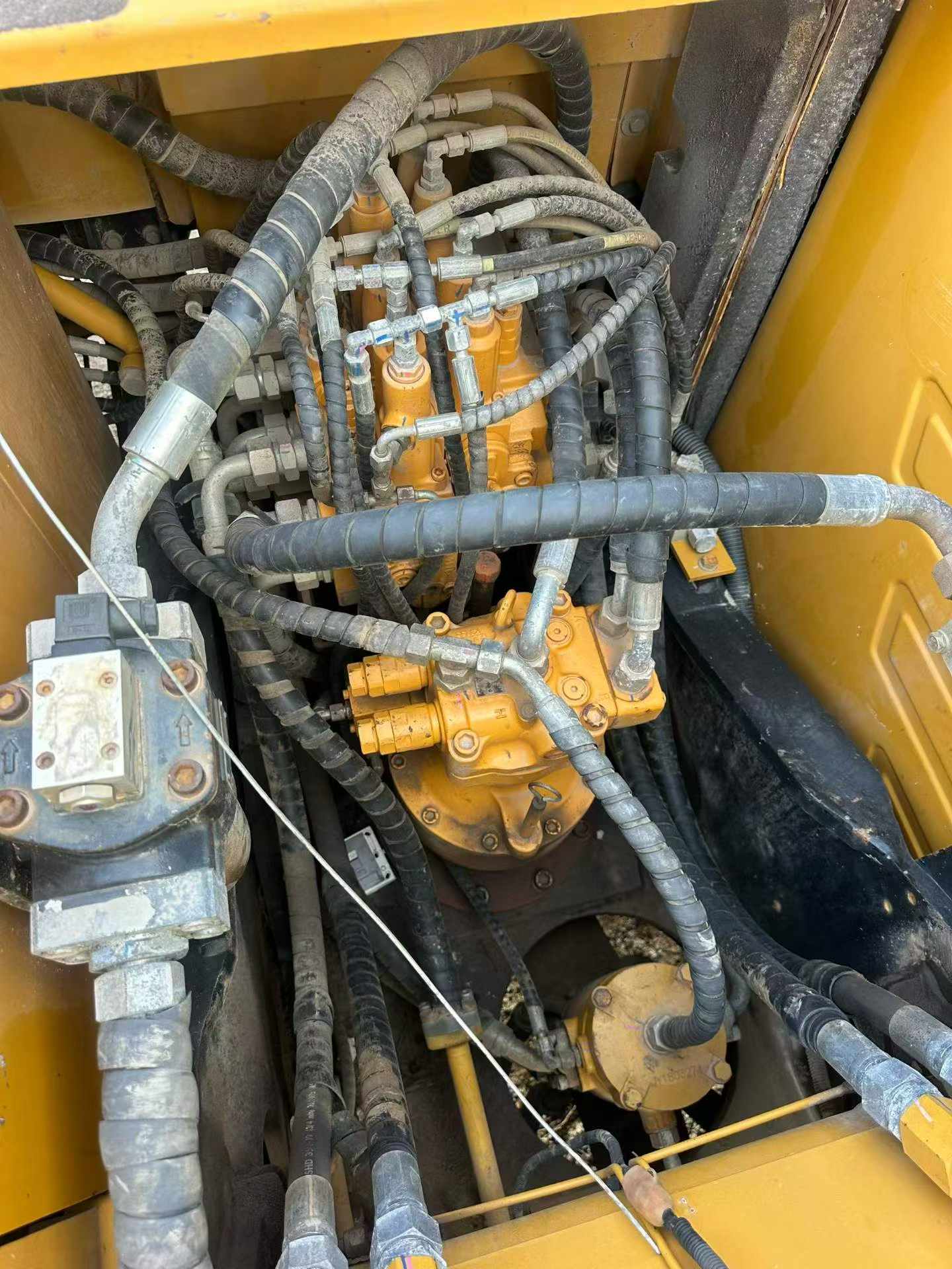 Buy Sany SY135 Used Excavator / 6