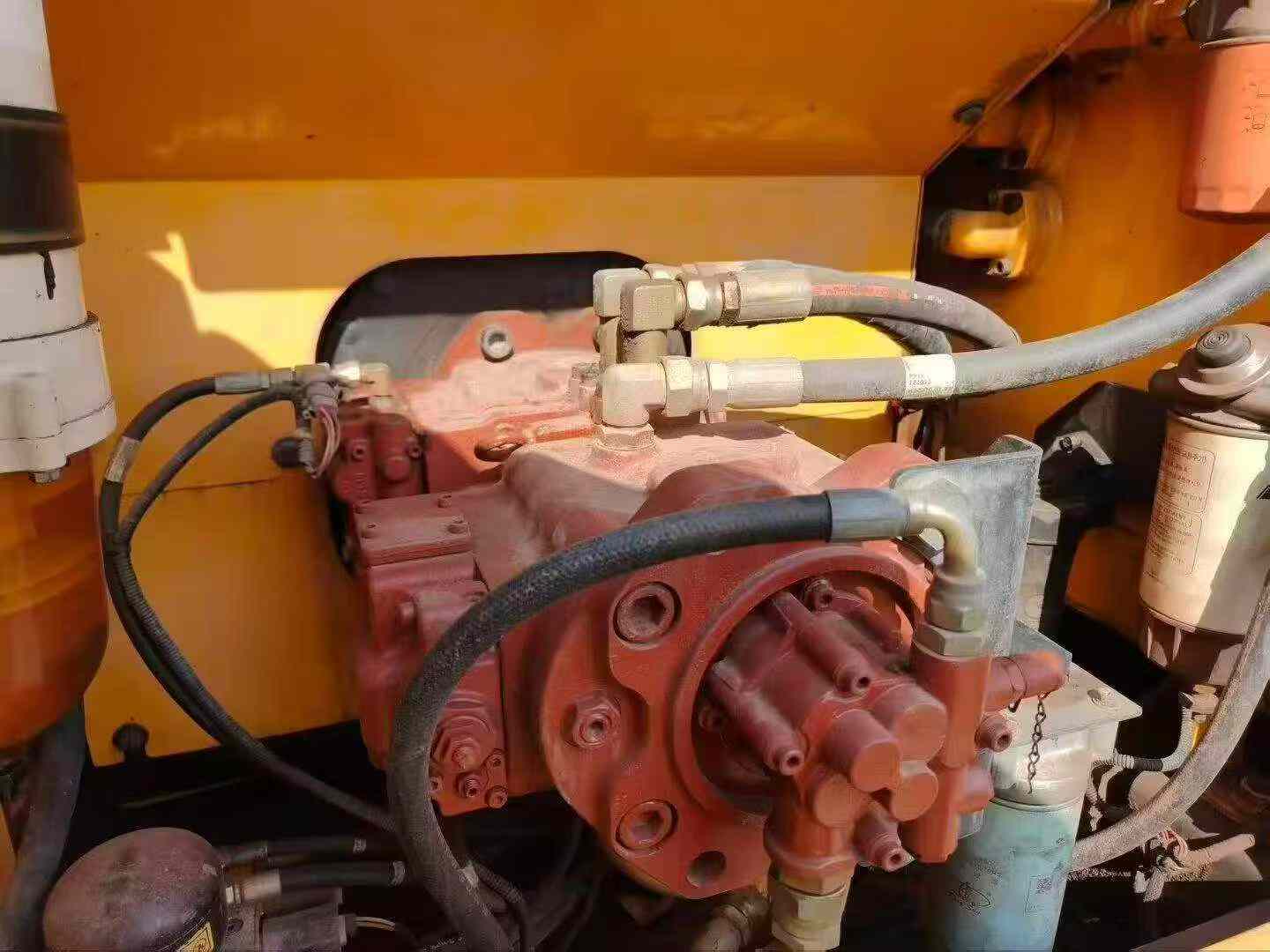 Buy Hyundai R215-7 Used Excavator / 3