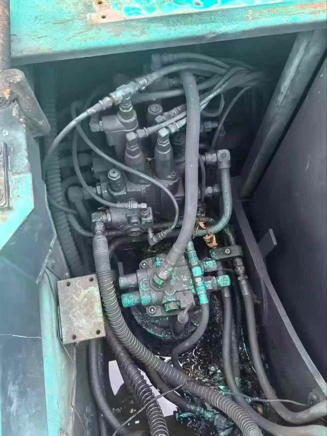 Buy Kobelco SK120-5.5 Used Excavator / 3