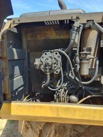 Buy Caterpillar 320B Used Excavator / 2 Buy Caterpillar 320B Used Excavator / 2