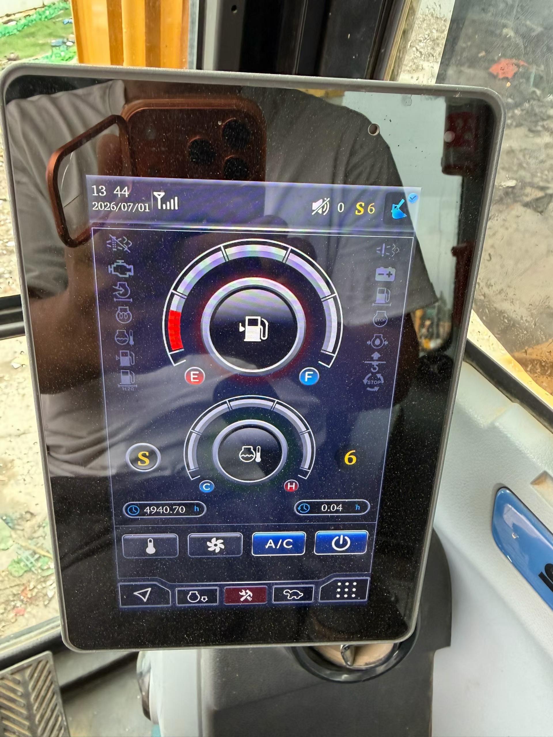 Buy Sany SY55 Used Excavator / 9 Buy Sany SY55 Used Excavator / 9