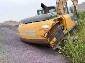 Buy XCMG XE200 Used Excavator / 2 Buy XCMG XE200 Used Excavator / 2