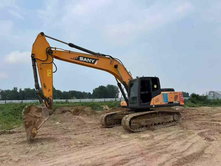 Buy Sany SY235C-8 Used Excavator / 1