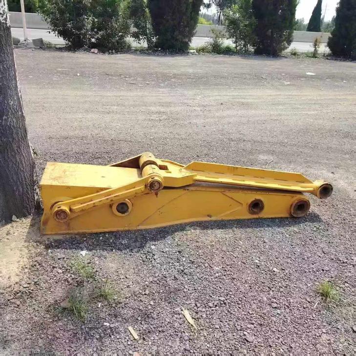 Buy Komatsu PC210 Used Excavator / 1