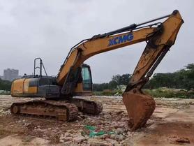 Buy XCMG XE200DA Used Excavator / 2 Buy XCMG XE200DA Used Excavator / 2