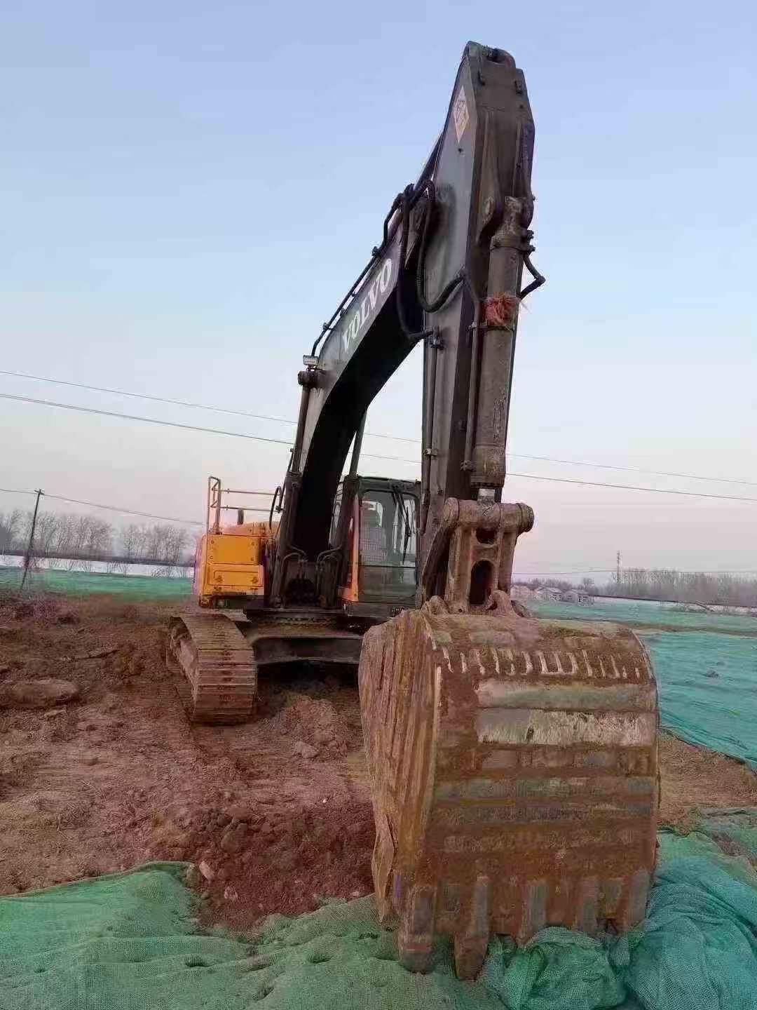 Buy Volvo EC290 Used Excavator / 2