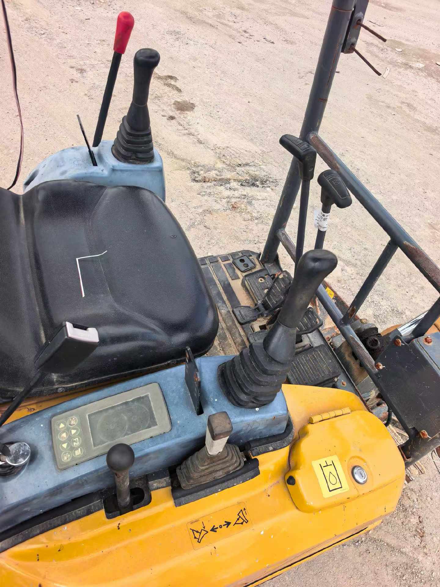 Buy XCMG XE15 Used Excavator / 7