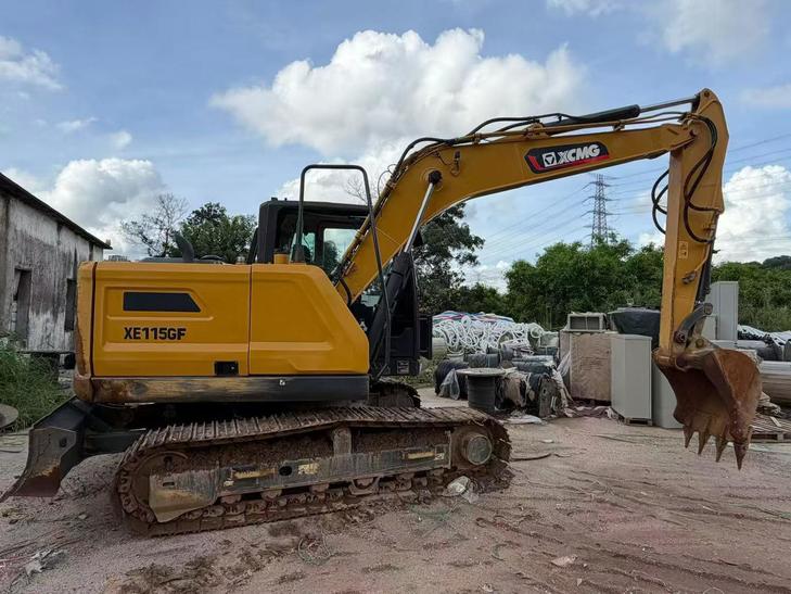Buy XCMG XE17U Used Excavator / 1