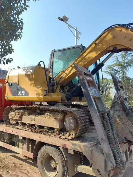 Buy Caterpillar 307B Used Excavator / 1