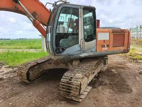 Buy Hitachi EX200 Used Excavator / 2 Buy Hitachi EX200 Used Excavator / 2