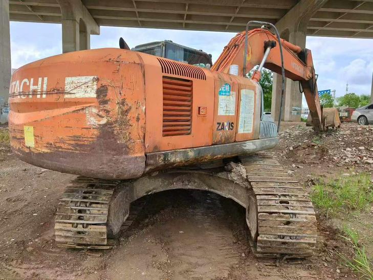 Buy Hitachi EX200 Used Excavator / 1