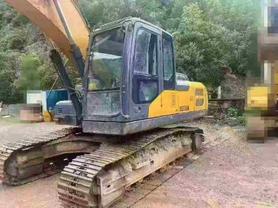 Buy XCMG XE205DA Used Excavator / 3 Buy XCMG XE205DA Used Excavator / 3
