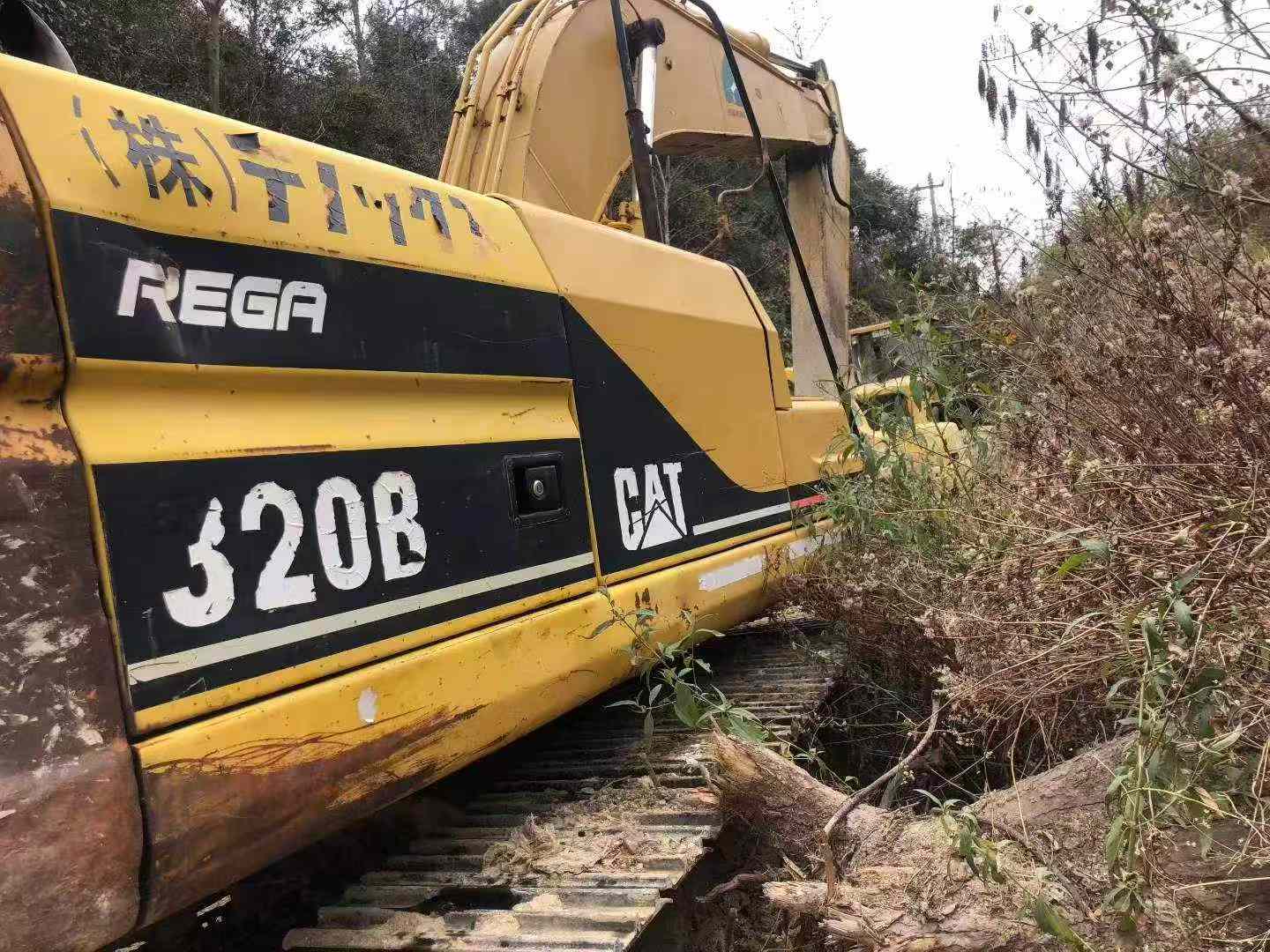 Buy Caterpillar 320B Used Excavator / 6