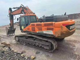 Buy Doosan DH420LC-7 Used Excavator / 5 Buy Doosan DH420LC-7 Used Excavator / 5