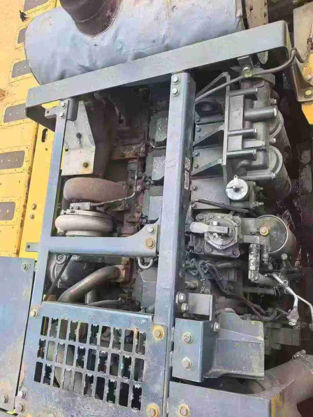 Buy Komatsu WA700-3 Used Excavator / 5
