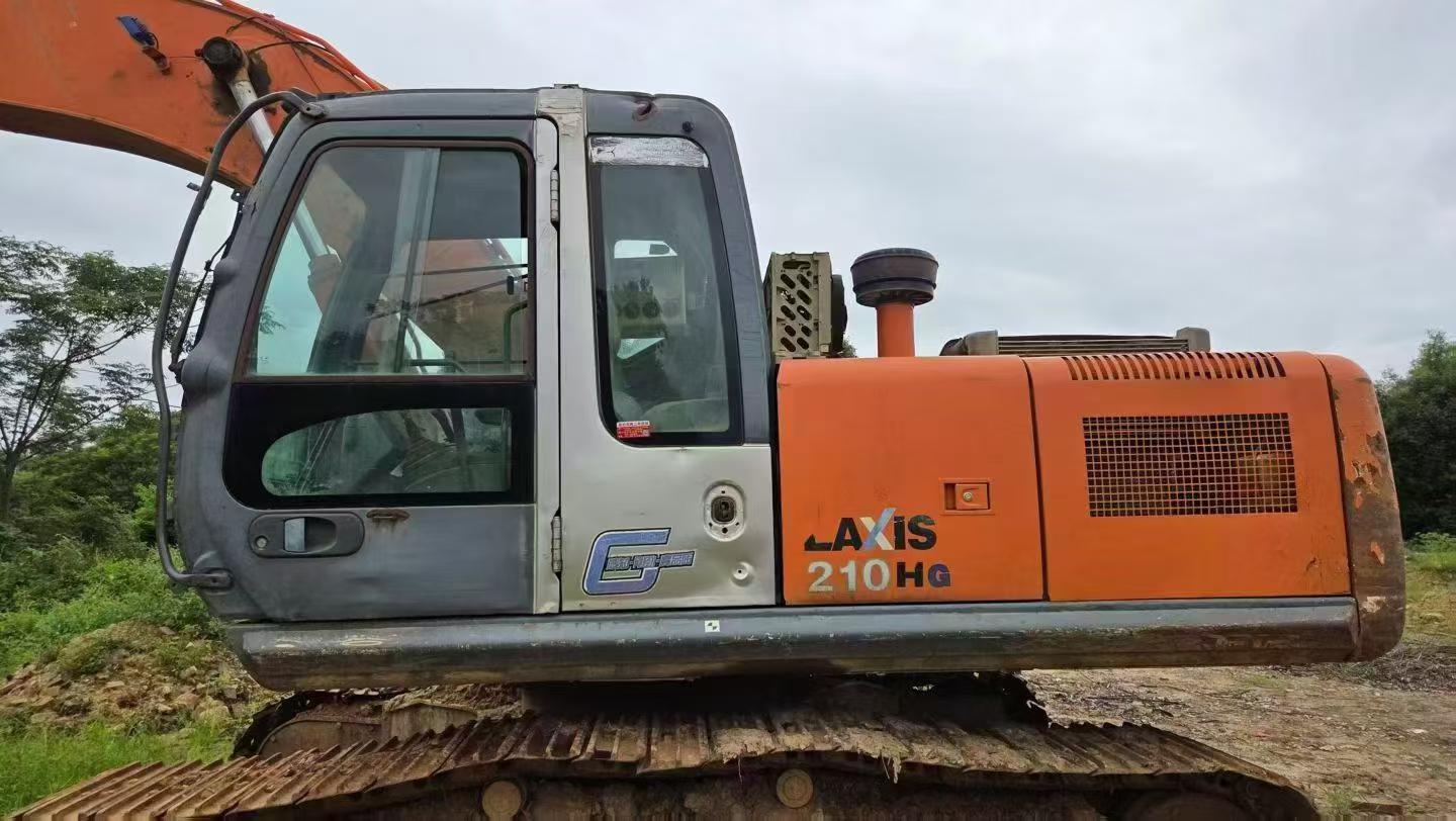 Buy Hitachi EX210-5 Used Excavator / 3