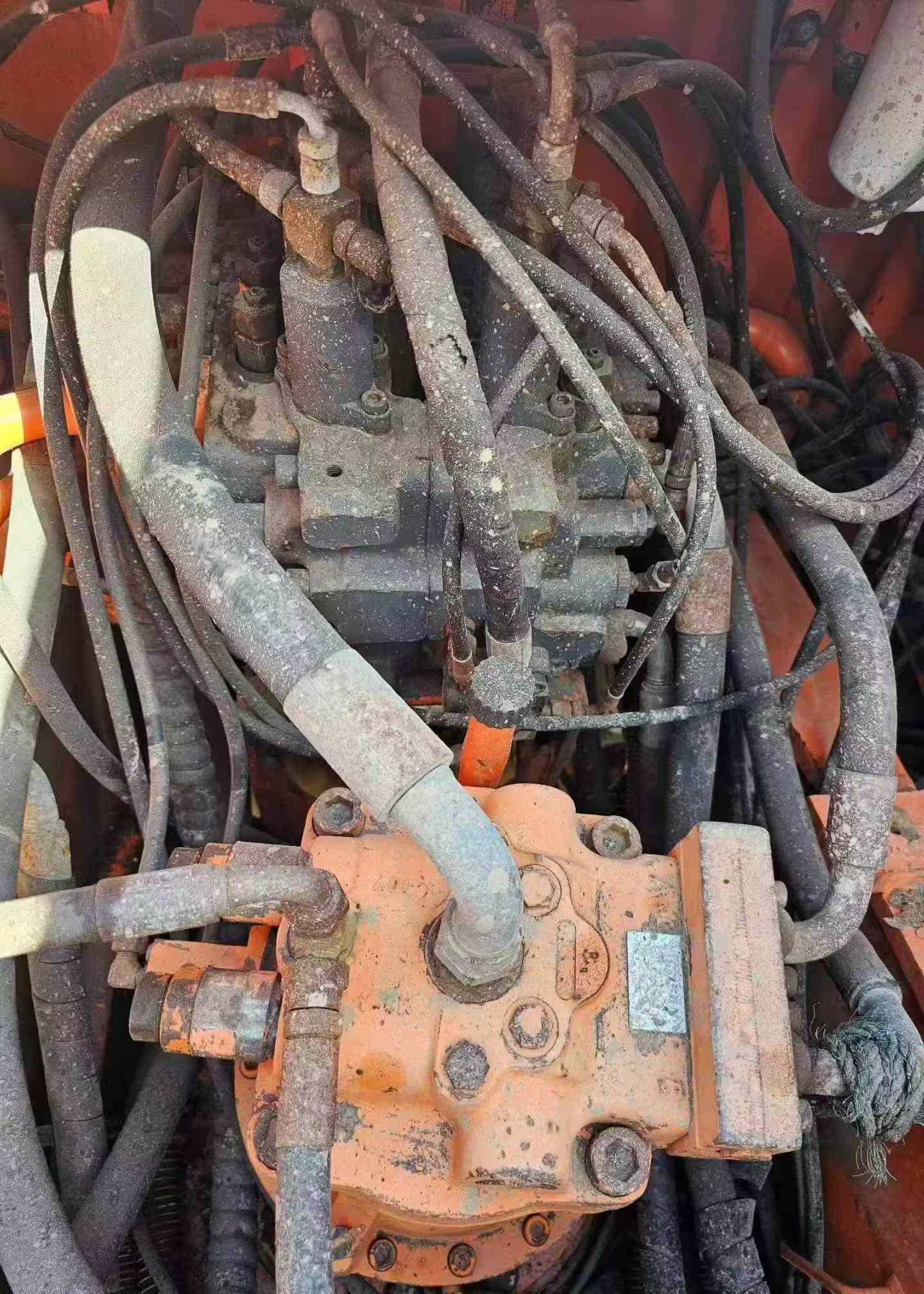 Buy Doosan DH215-7 Used Excavator / 6