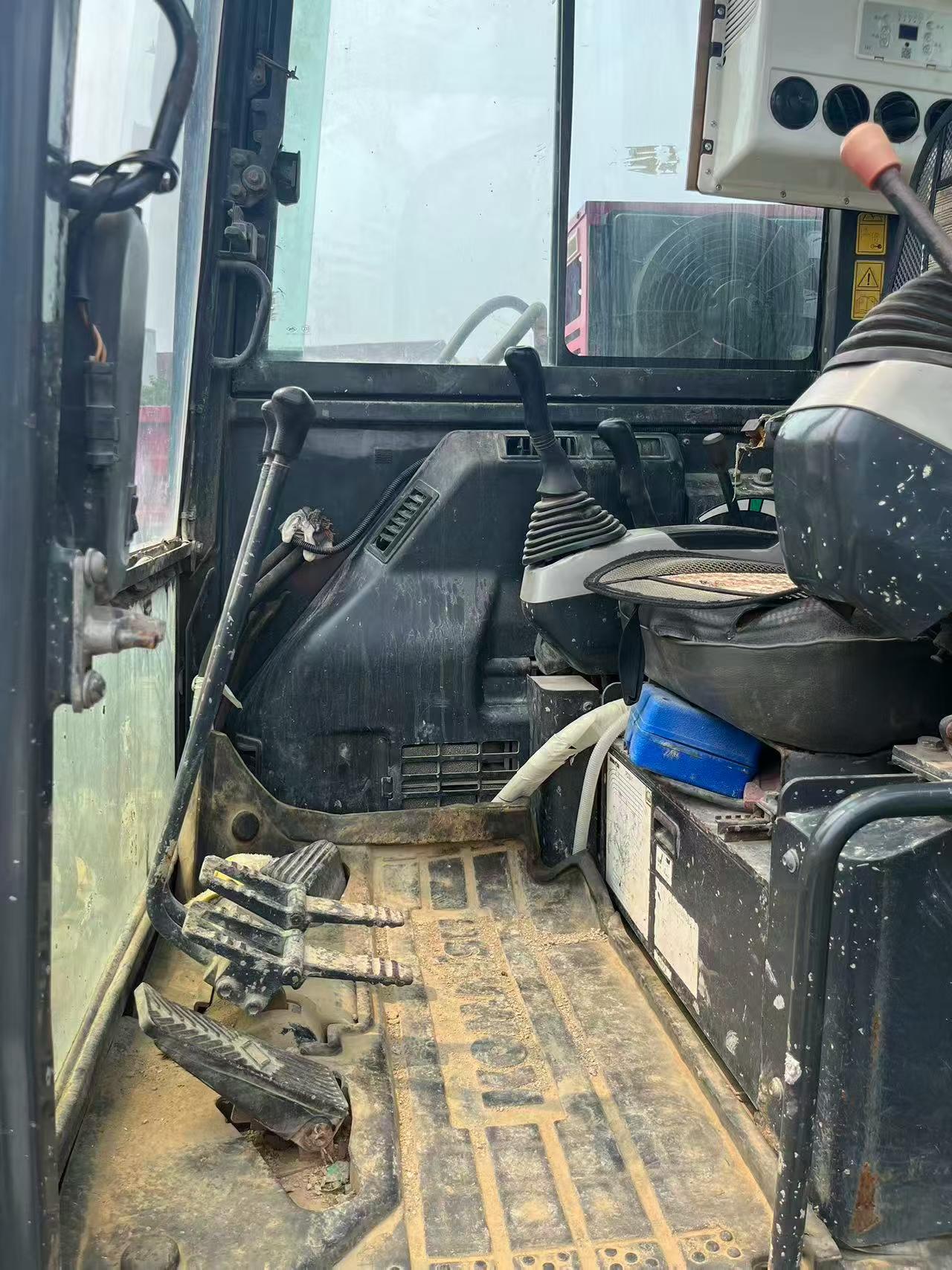 Buy Komatsu PC56-7 Used Excavator / 7