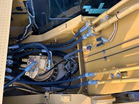 Buy Caterpillar 330B Used Excavator / 5 Buy Caterpillar 330B Used Excavator / 5