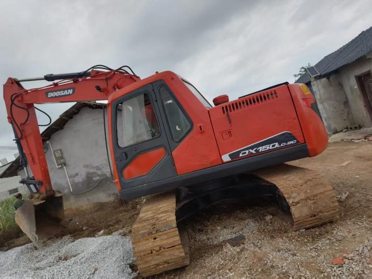Buy Doosan DH150 Used Excavator / 1