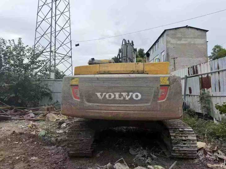 Buy Volvo EC300D Used Excavator / 1