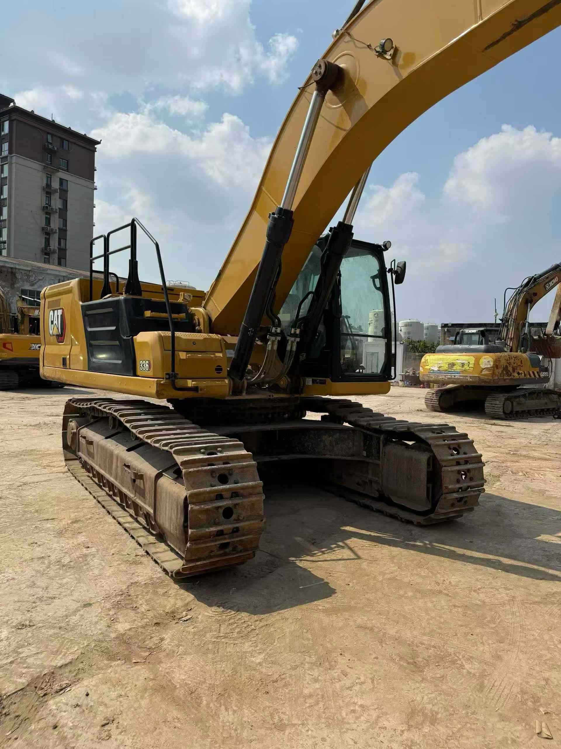 Buy Caterpillar 336E Used Excavator / 4