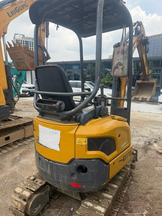 Buy XCMG XE15 Used Excavator / 1