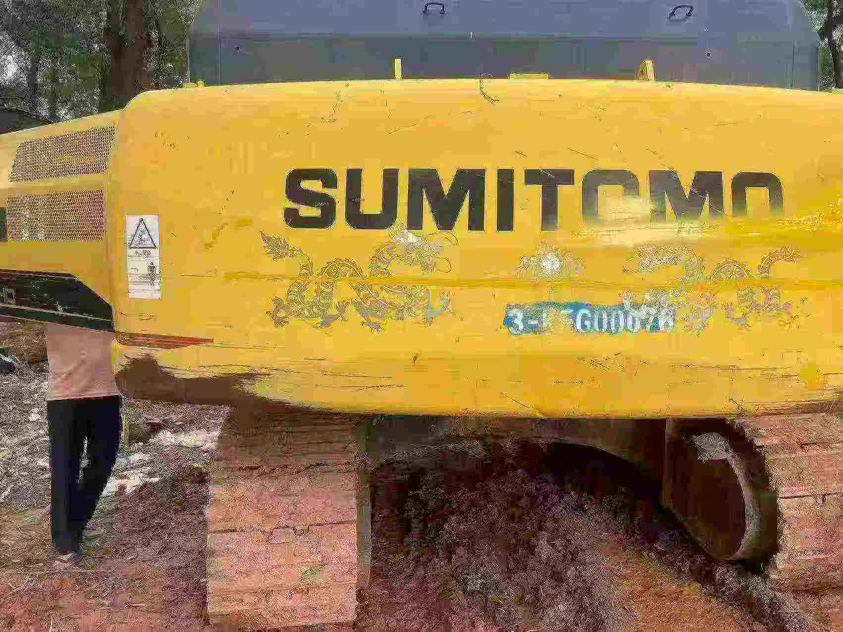 Buy Sumitomo SH300-6 Used Excavator / 4