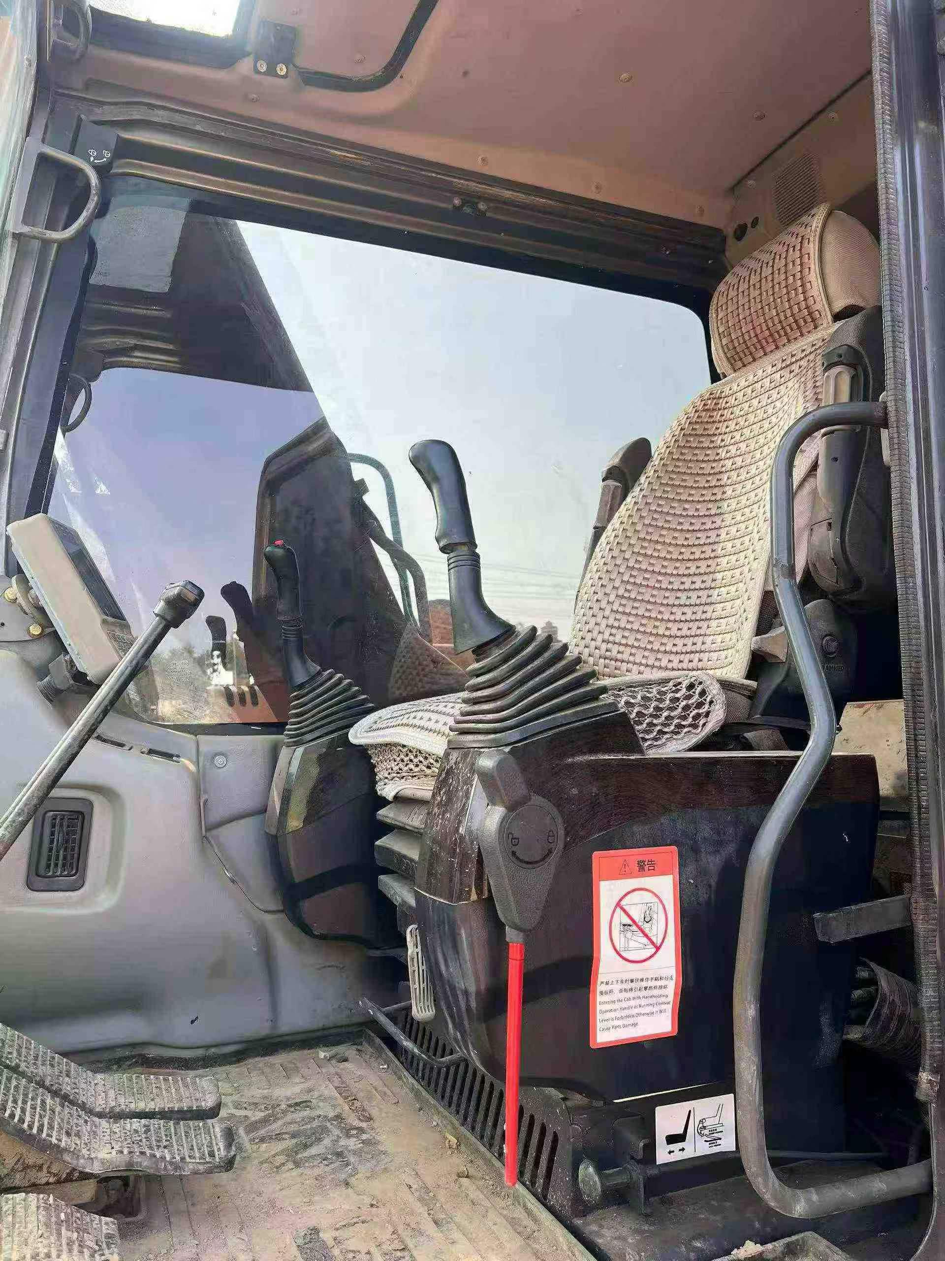 Buy Sany SY135 Used Excavator / 9