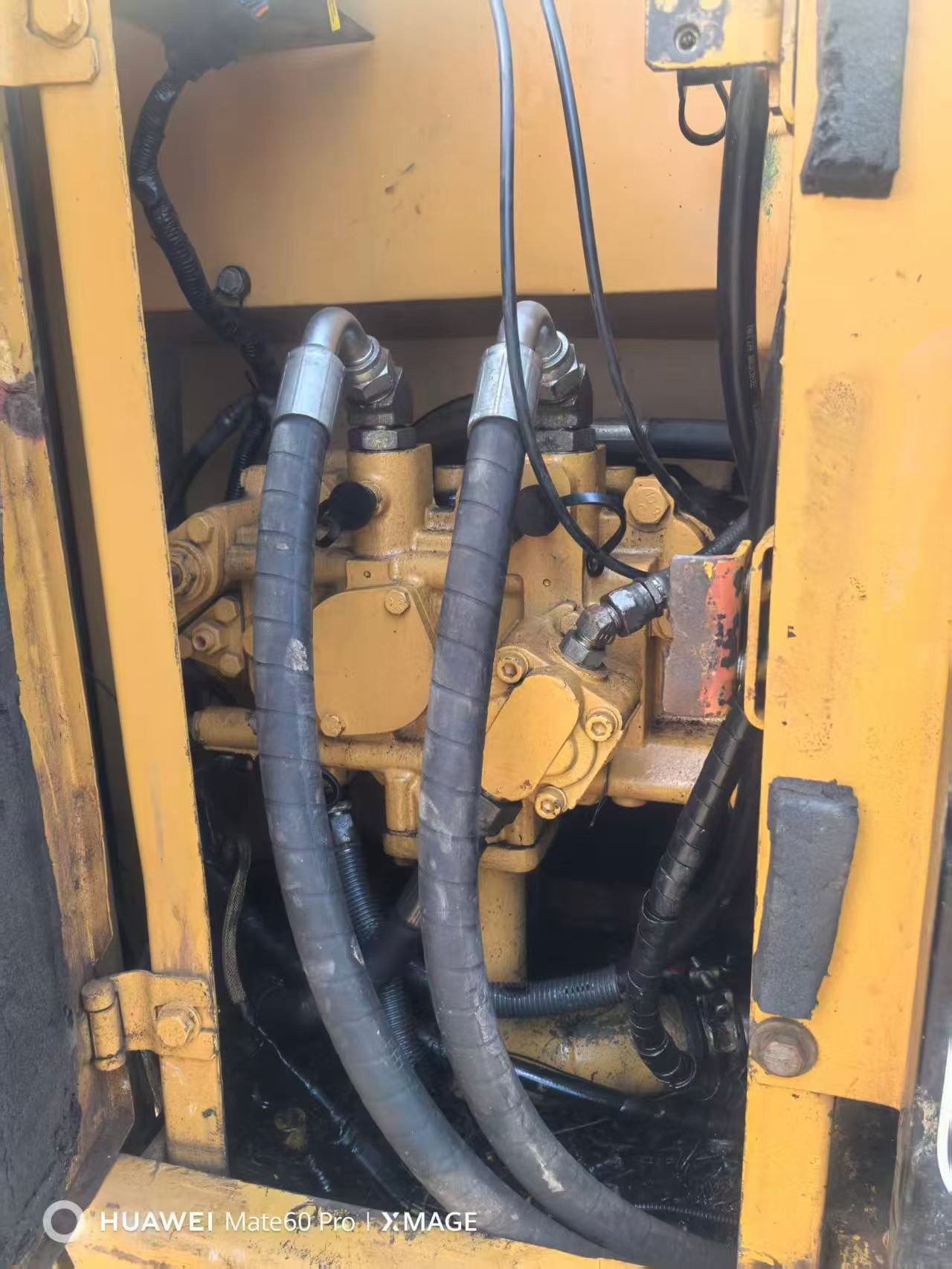 Buy Caterpillar 311CU Used Excavator / 5