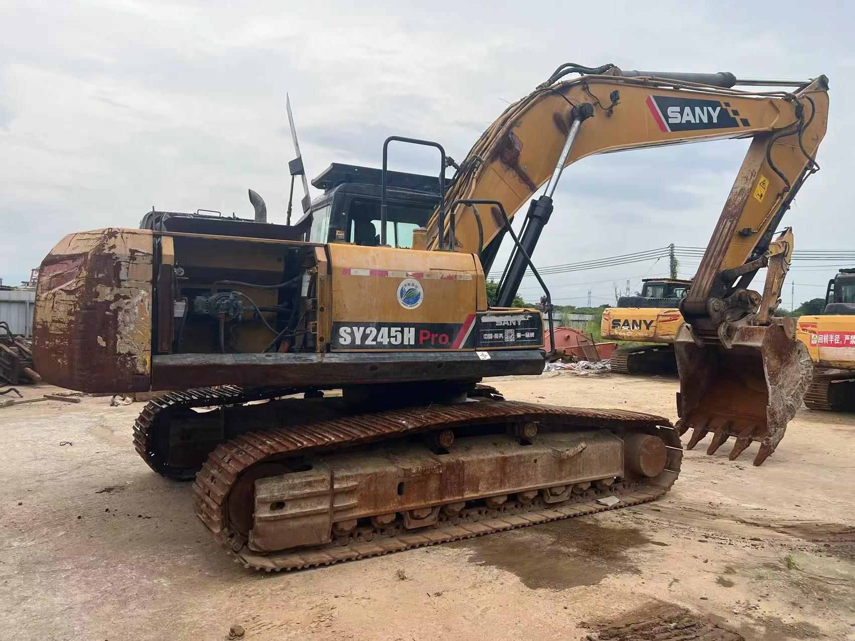 Buy Sany SY245H Used Excavator / 2