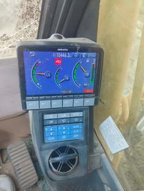 Buy Komatsu PC210LC-8 Used Excavator / 3 Buy Komatsu PC210LC-8 Used Excavator / 3