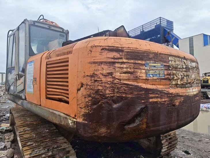 Buy Hitachi ZX240 Used Excavator / 1