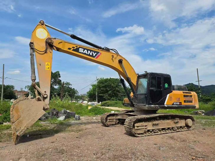 Buy Sany SY245H Used Excavator / 1
