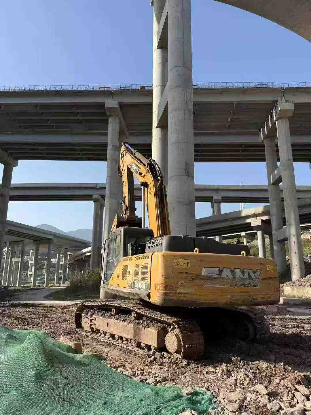 Buy Sany SY305C Used Excavator / 2